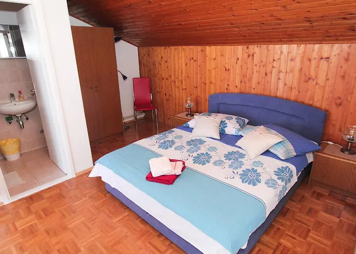 Vatrogasac Apartment Sveti Filip i Jakov