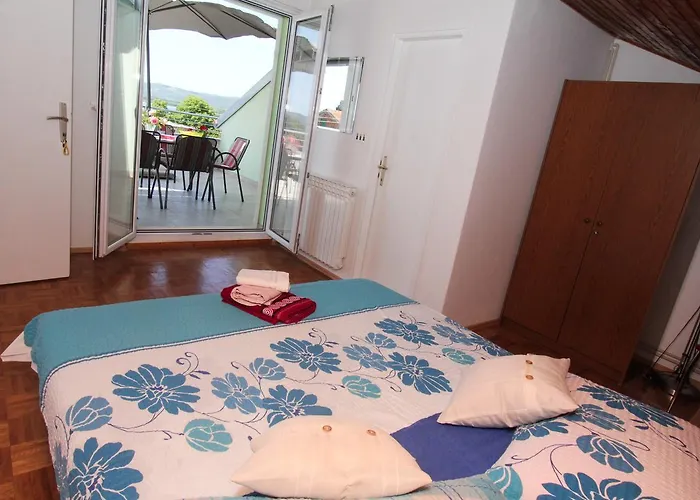 Vatrogasac Daire Sveti Filip i Jakov